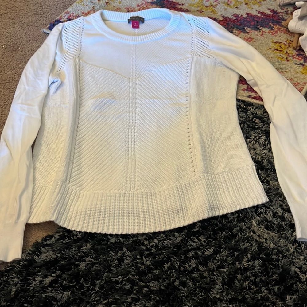 ‎Vince camuto white sweater small